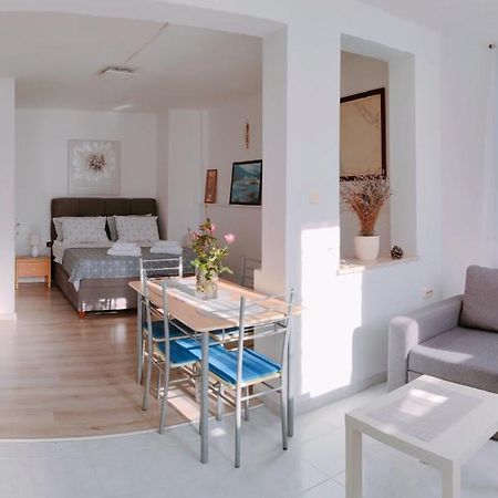 Marko Apartment 로비니 외부 사진